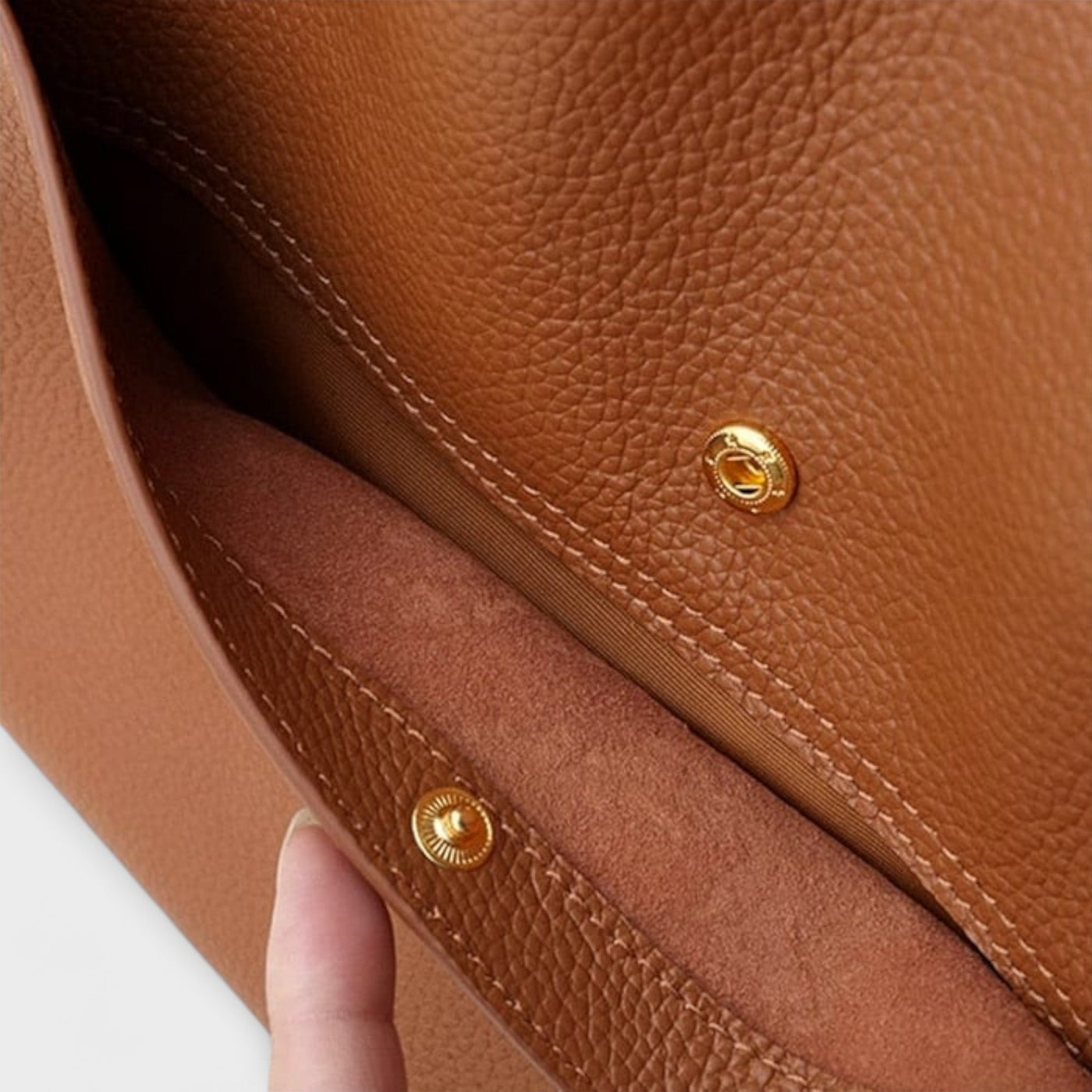 Olivia - Handgefertigte Lederhandtasche