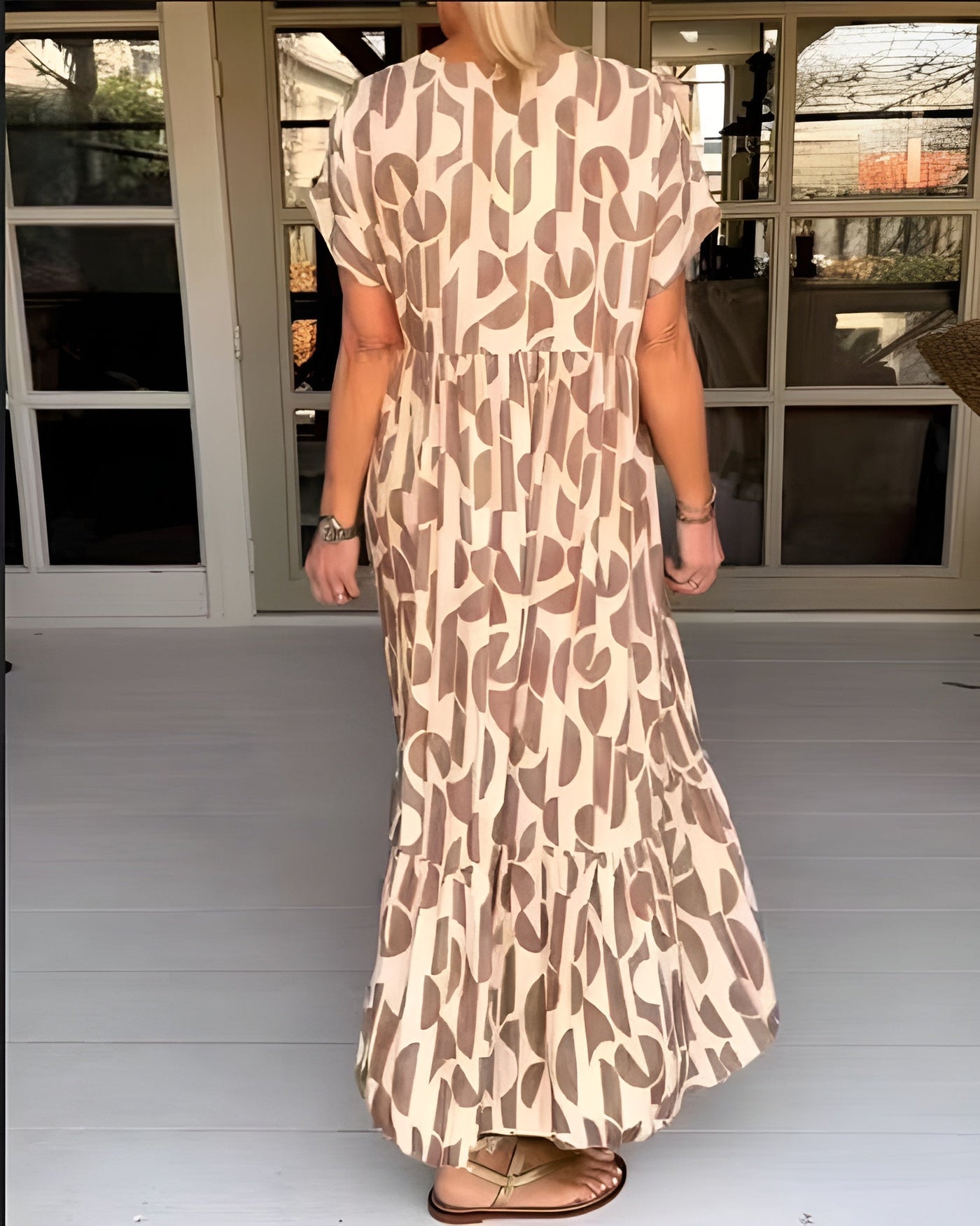 Colette | V-Ausschnitt fließendes Kleid