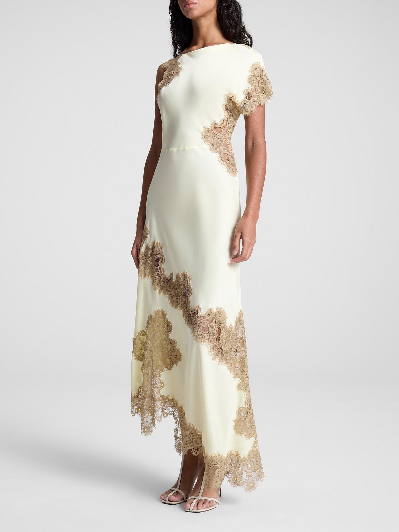 Satin- und Spitzen-Maxikleid