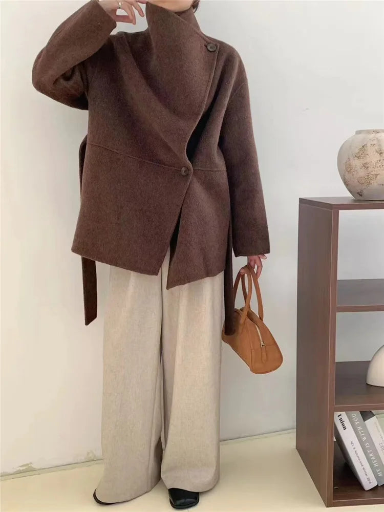 Marisa | Moderner Mantel aus feiner Wolle