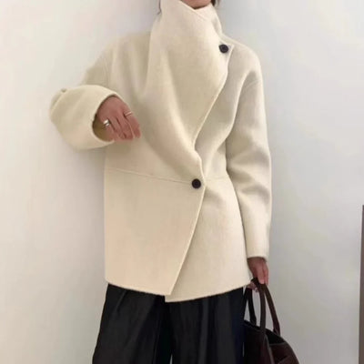 Marisa | Moderner Mantel aus feiner Wolle