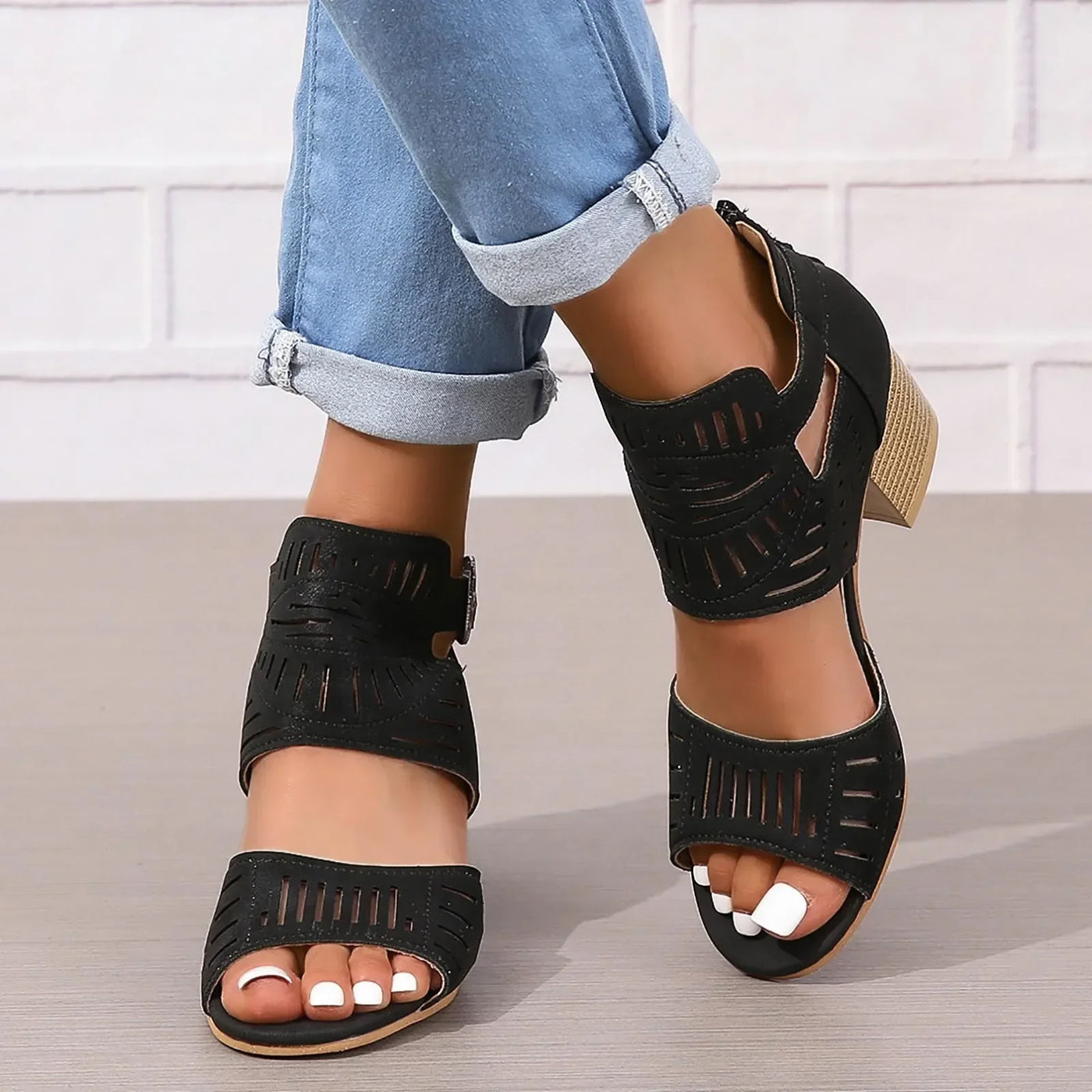 Sienna - Absatzsandalen mit Fersenriemen